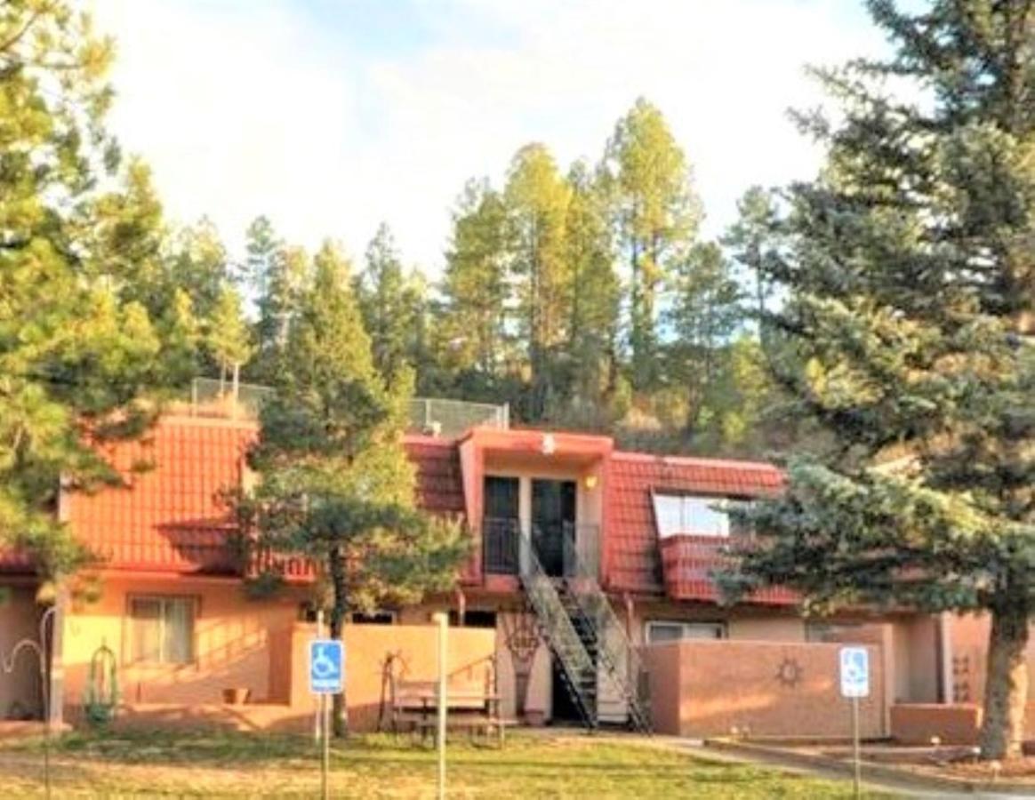 Pinecliff Village Resort Hollywood Zewnętrze zdjęcie